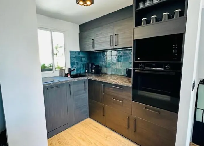 Seaview Dreams Luxury 2 Bedroom With Amazing Views And Balcony By Namaste Elite Torremolinos