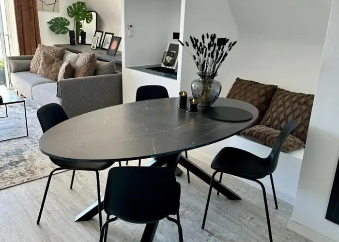 Seaview Dreams Luxury 2 Bedroom With Amazing Views And Balcony By Namaste Elite Apartamento *