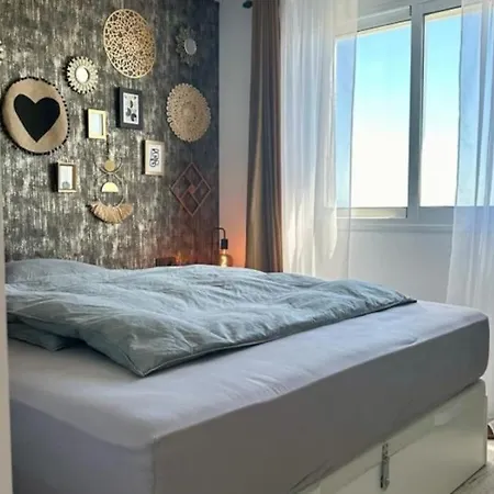 Daire Seaview Dreams Luxury 2 Bedroom With Amazing Views And Balcony By Namaste Elite Torremolinos